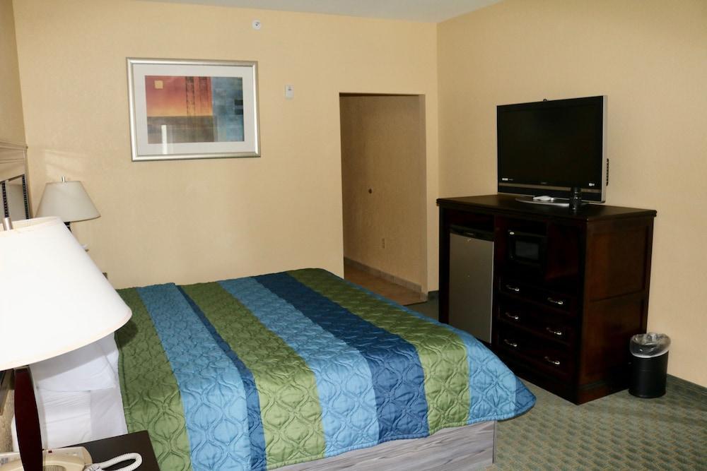 Ambassador & Motel